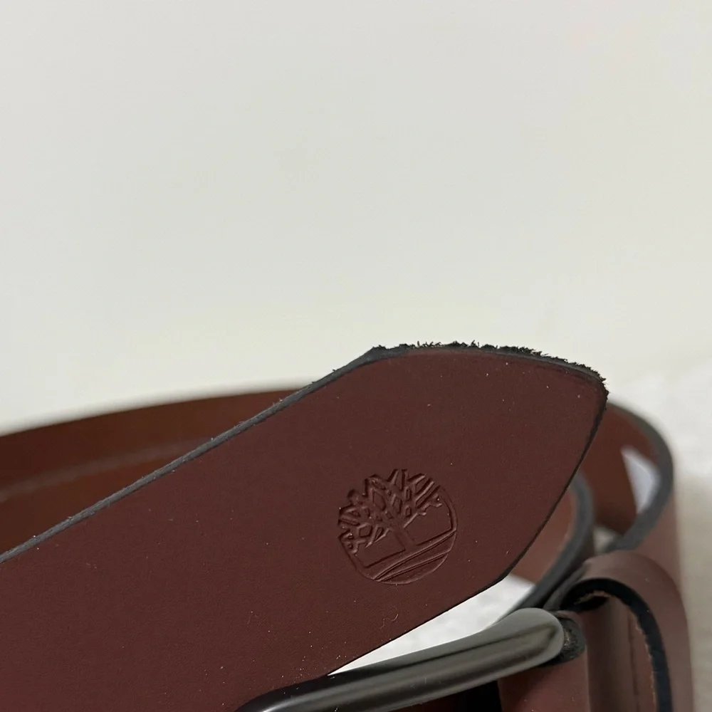 Timberland Men's Classic Buckle Brown Leather Belt for Jeans size 46